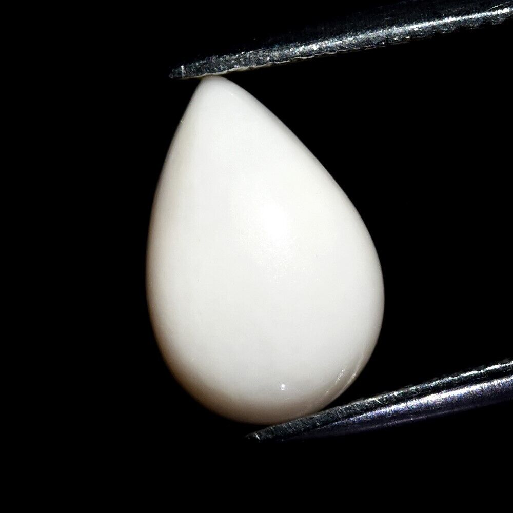 Natuurlijk Opaal Peer Kleur Roze 3,05 ct.